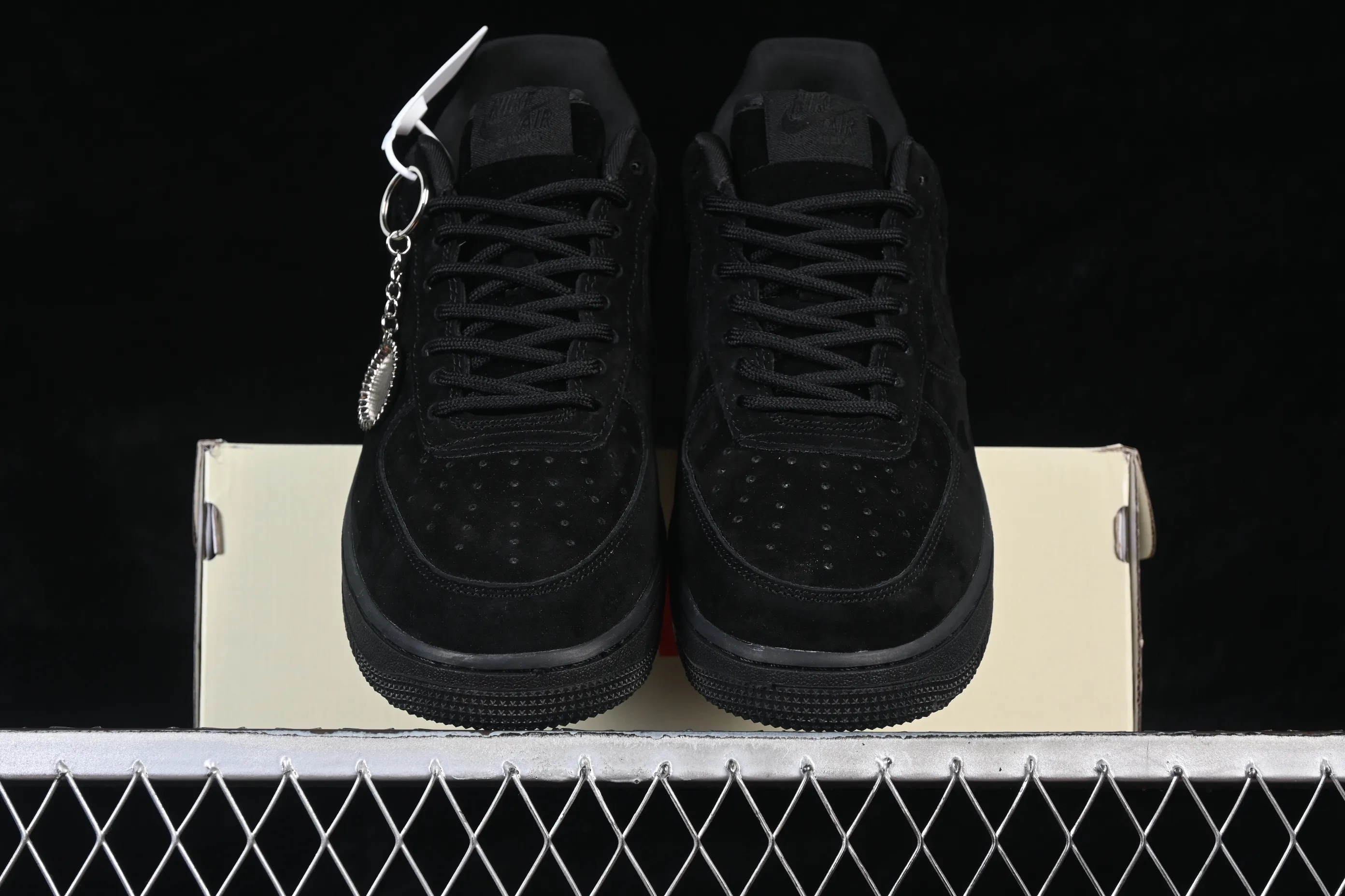 All categories Nk Air Force 1 Air Force series Nk Air Force 1 Low Air Force low top Nike Air Force 1'07 Low Supreme co-branded Quanzhuba Air Force 1 low top casual sneakers DF0188-119